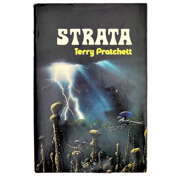 Vintage Strata, by Teri Pratchett, Science Fiction Young Adult 81 Hardcover Book - Picture 1 of 11